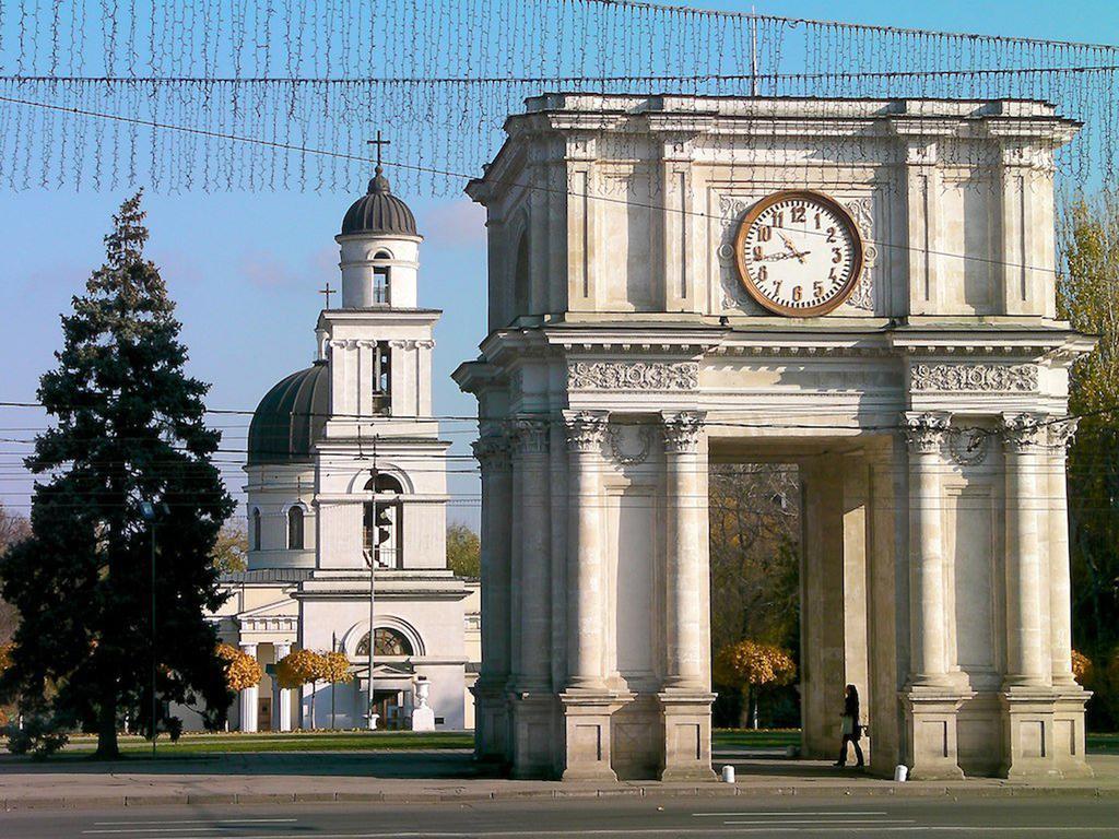 Stella De Lux Hotel Chisinau Exterior foto